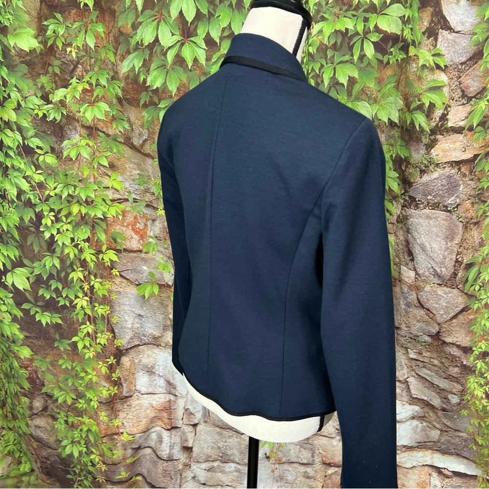 GAP The Academy Dark Academia Navy Blue/Black Trimmed Fitted Preppy Blazer, 8 - Picture 9 of 13